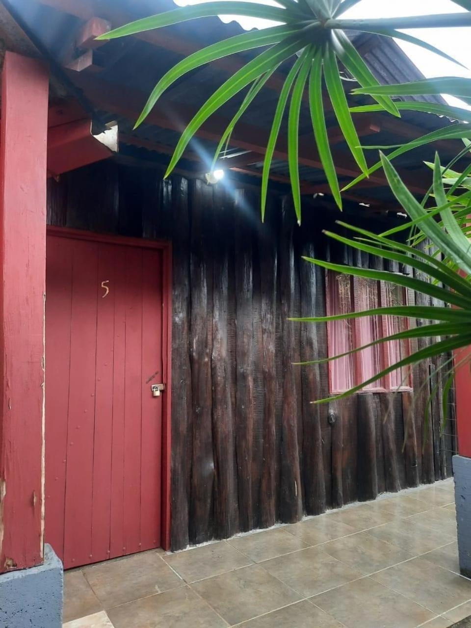 Cabinas El Botecito Muelle エクステリア 写真